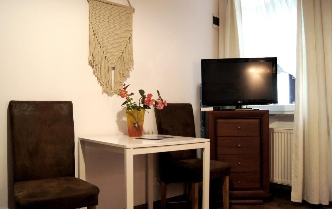 Cozy Old Town Apartments Krakow Ngoại thất bức ảnh