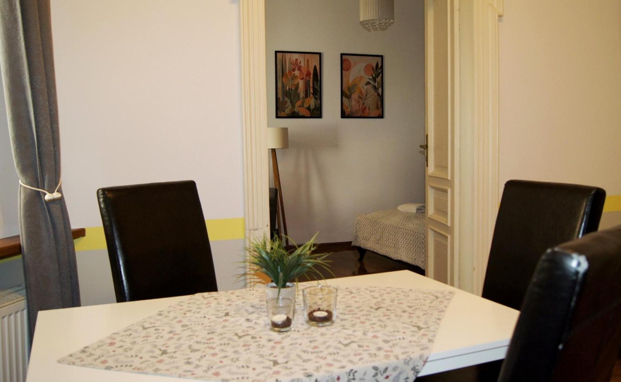 Cozy Old Town Apartments Krakow Ngoại thất bức ảnh