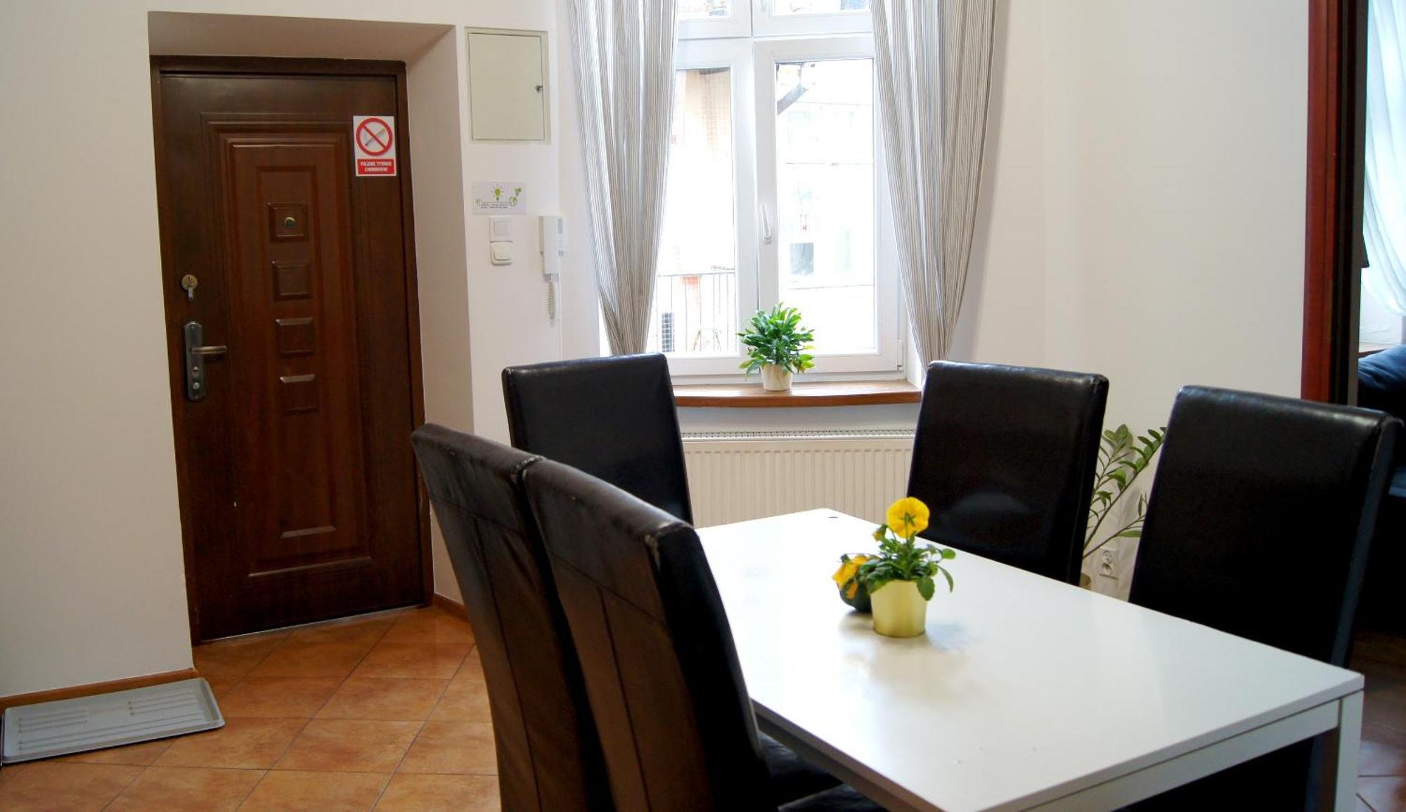 Cozy Old Town Apartments Krakow Ngoại thất bức ảnh